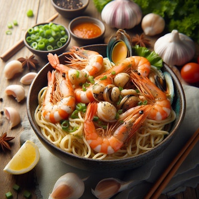 海老をアレンジしたseafood noodle