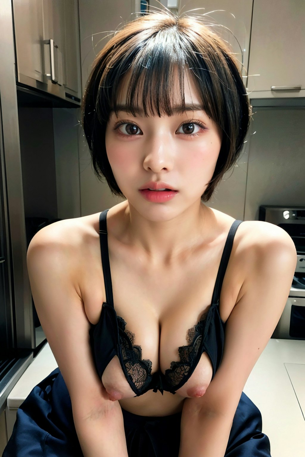 おっぱいポロリ235《穴開き下着》