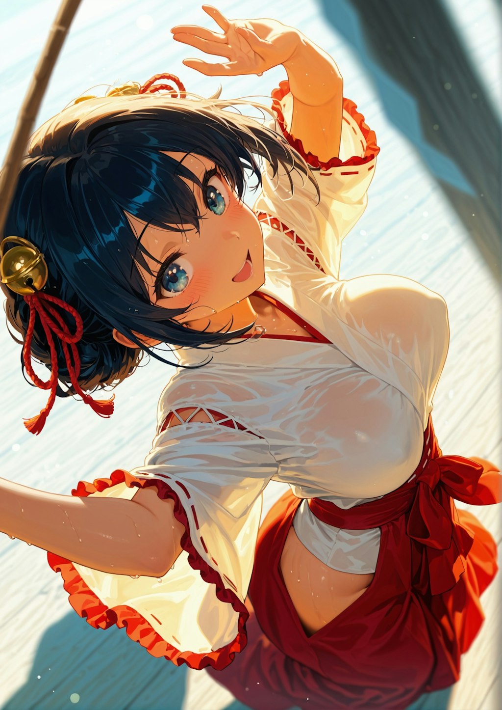 楽しそうに舞を踊る巫女さん