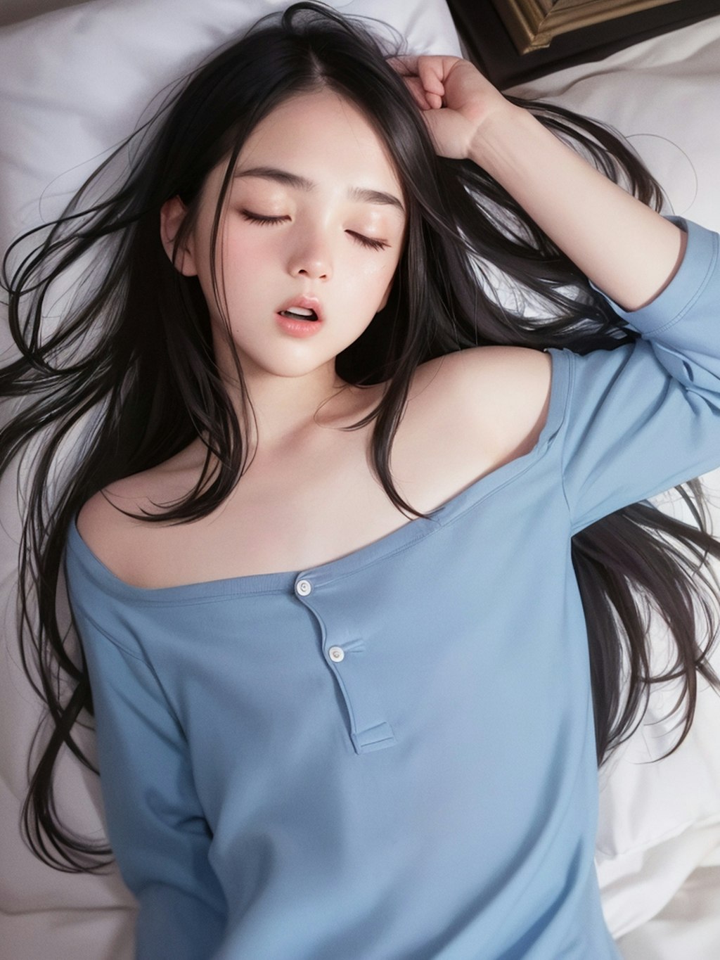 睡眠中の貧乳少女にいらずらぶっかけ