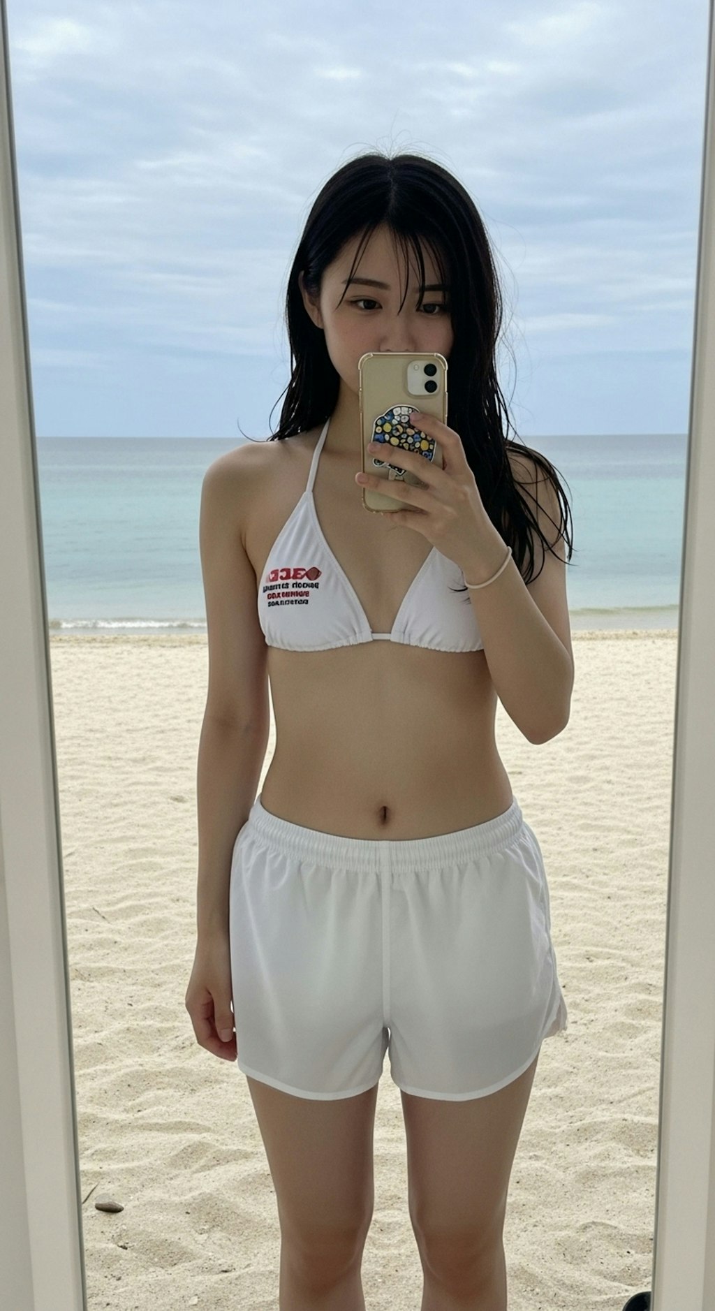 ビーチにいる子