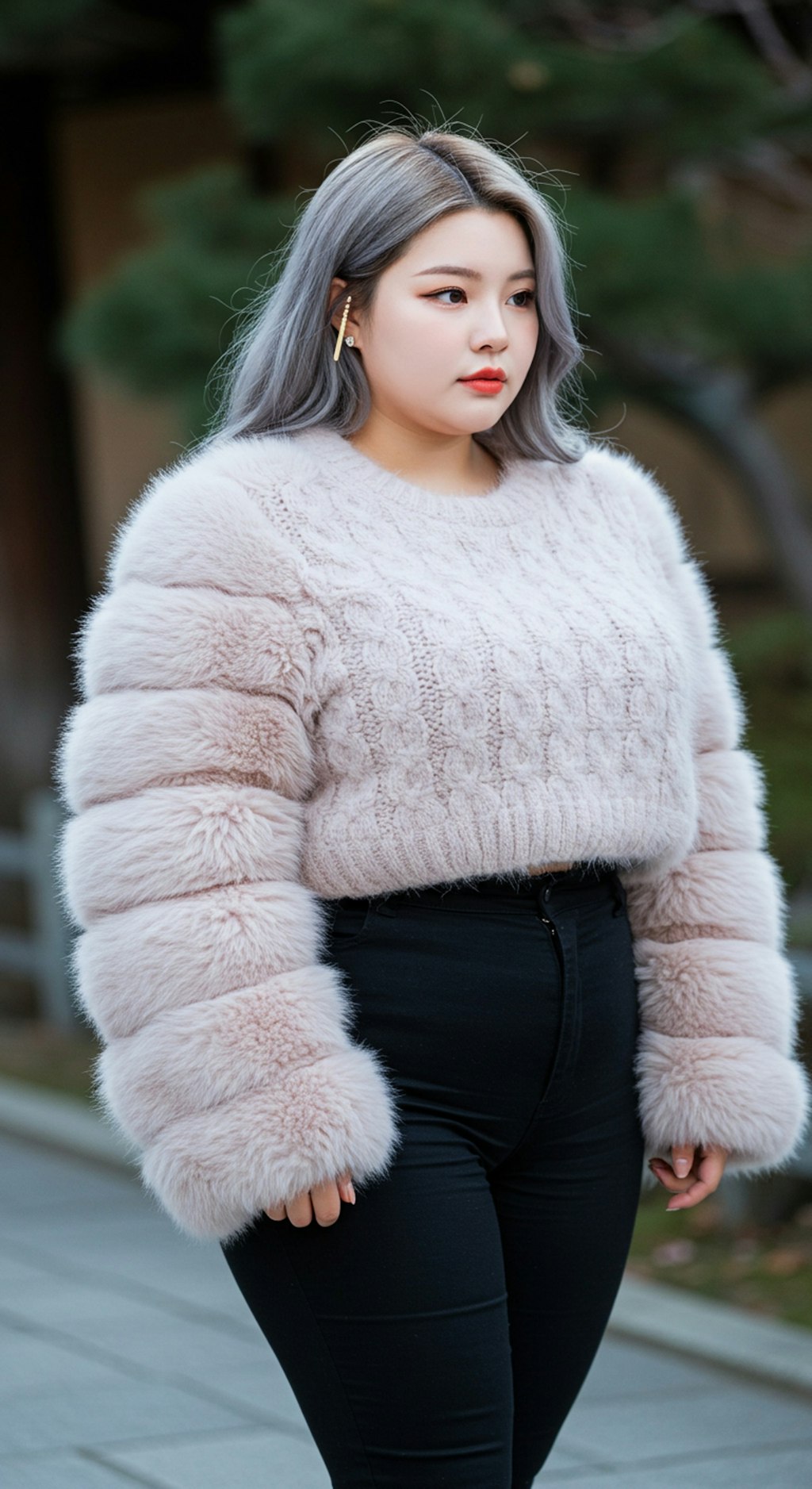 豊満女